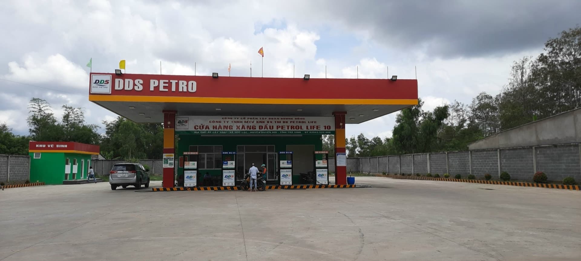 Petrol Life retail station